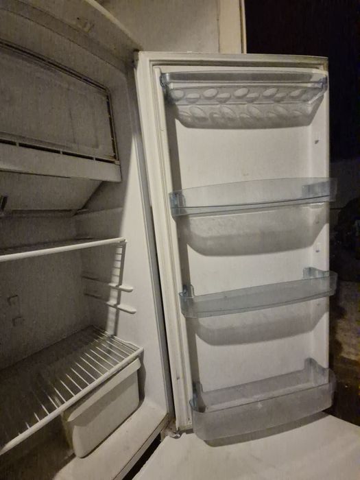 Продам холодильник Бирюса
