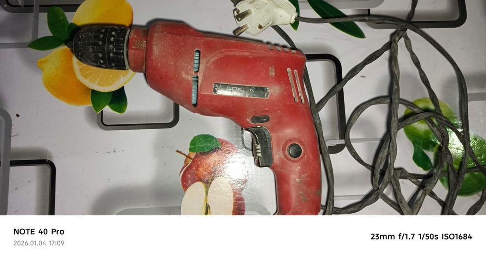 Дрель сотилади!!