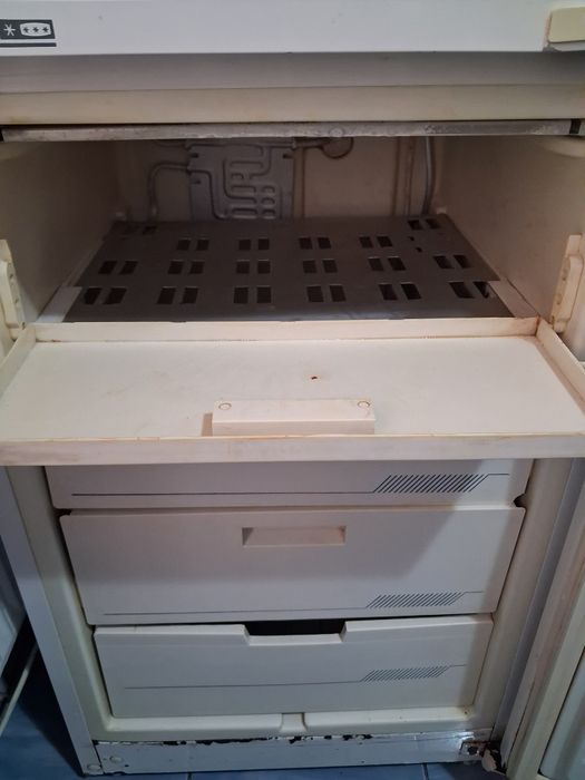 Congelator Artic cu 4 sertare
