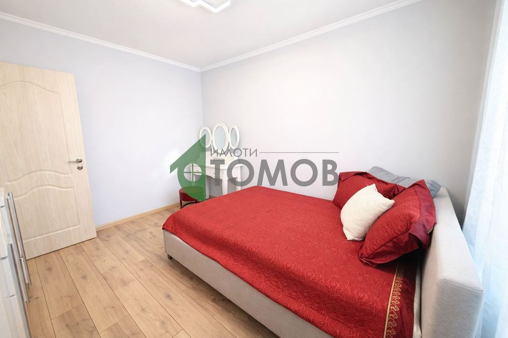 Напълно обзаведен и ремонтиран двустаен апартамент в кв. Железник