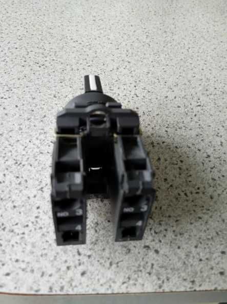 Светещи бутони "Schneider " тип "Harmony XB4" ,превключватели