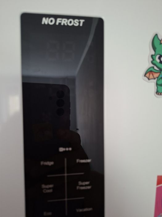 Продам  холодильник.