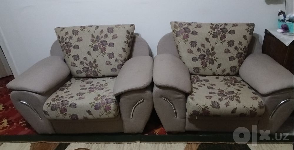 Срочно продается Диван+два кресла в идеальном состоянии.
