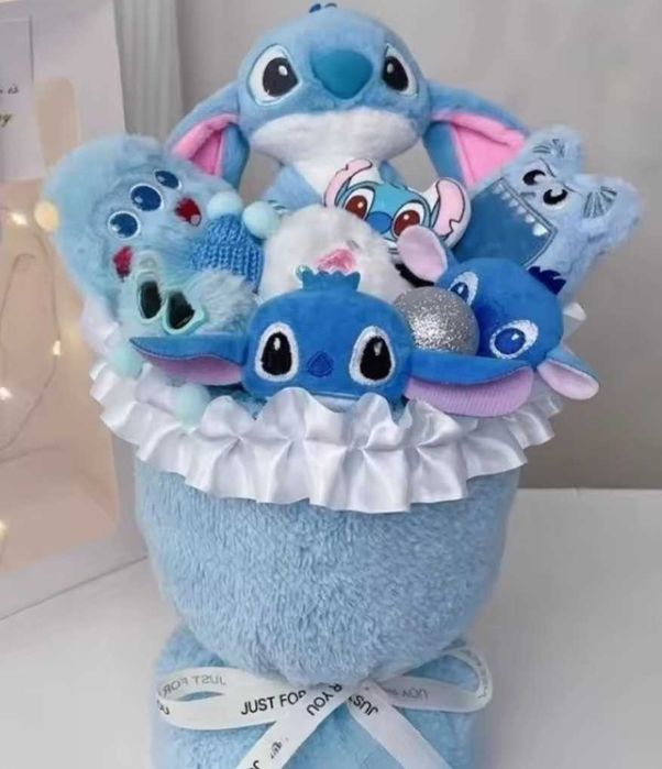 Букет от Стич\Stitch или Хелоу Кити, мече от рози и сърце от рози