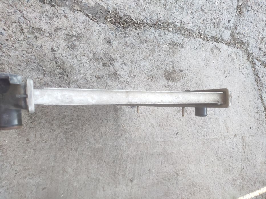 Продам радиатор ниссан Террено