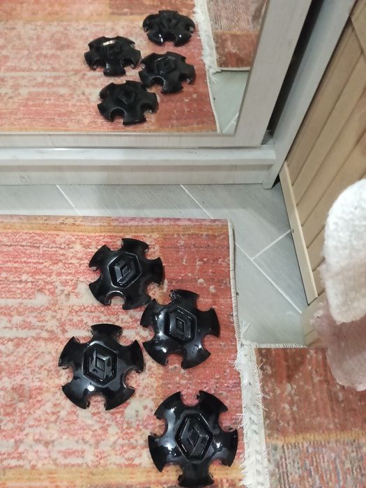 Колпаки от Рено, на 16.