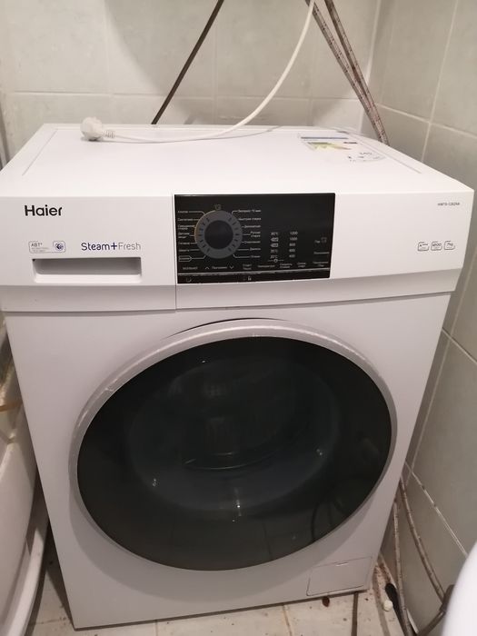 Срочно! Стиральная машина Haier