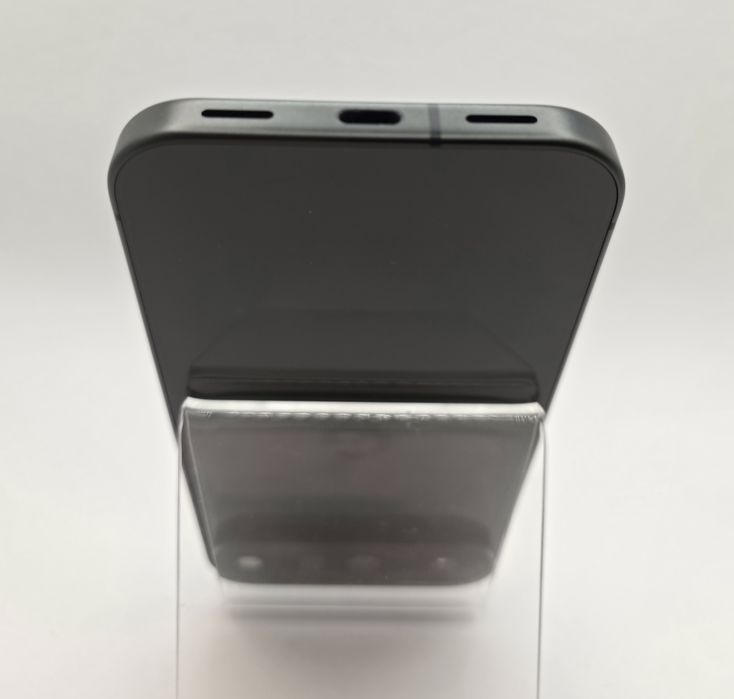 Google Pixel 10 / Obsidian / 256 GB / DeluxGSM