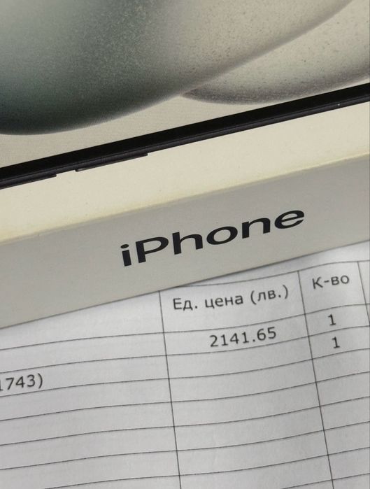 КАТО НОВ 256GB iPhone 15 Vivacom Гаранция 2025 Black