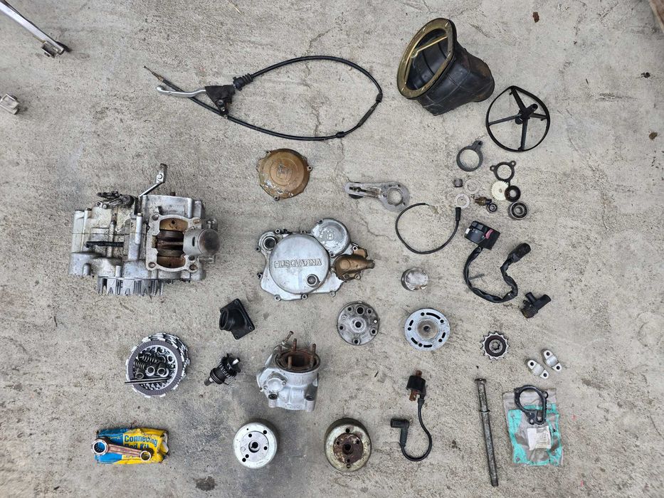 На части Husqvarna wr 125