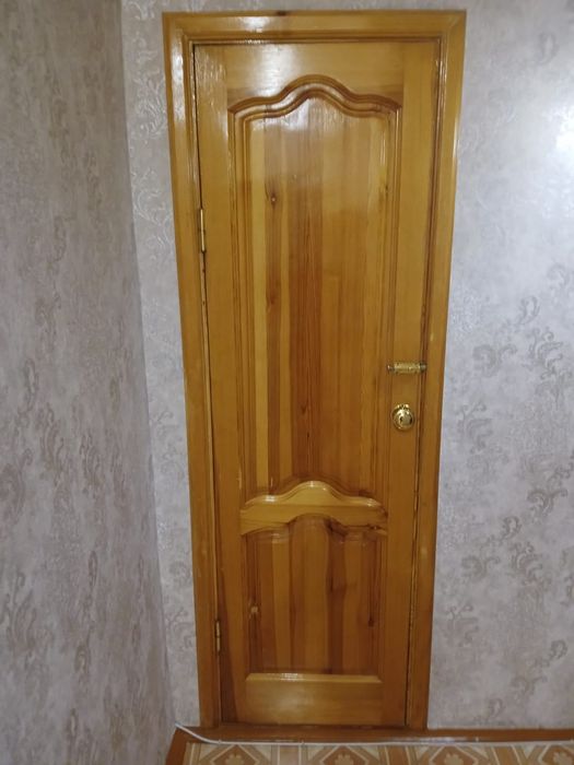 Продам деревянные межкомнатные двери