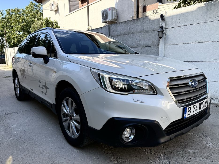 Subaru Qutback Legacy 2.0d Aut 4X4 Navi Xenon Trapa Camera