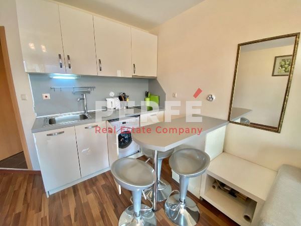 Продава се Едностаен апартамент в к.к. Слънчев бряг - 38 кв.м за 1290 €/кв.м - Снимка #2