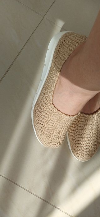 Pantofi crosetati