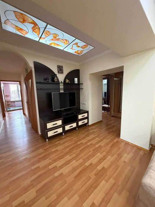 Продается  на Ц 1 экопарк .  4  комнатная лучшая цена