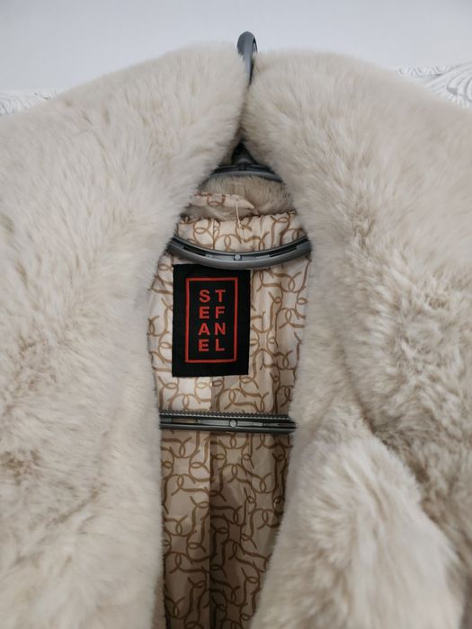 Палто от висококачествен синтетичен косъм STEFANEL