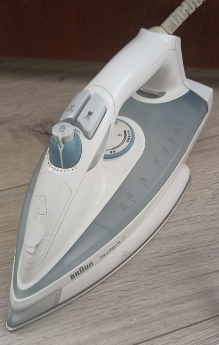 Утюг БРАУН  германия