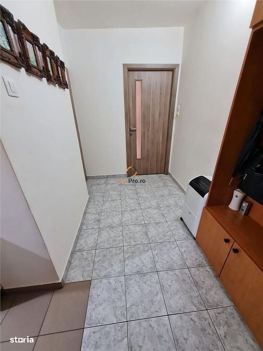 Decomandat Parter Inalt Zona Lipovei