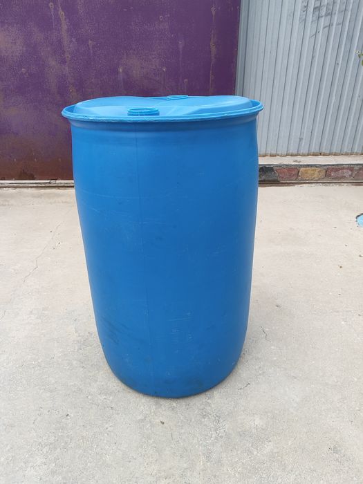 Бочка пластиковые 200л