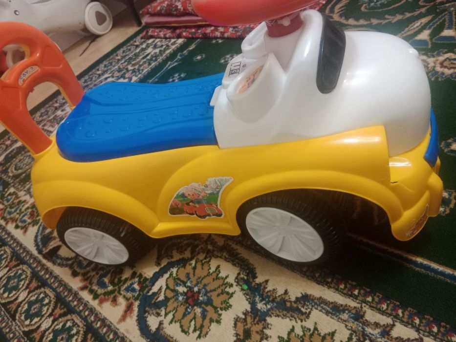 Продаю машинку детскую, талакар
