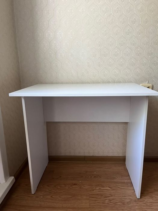 Продам Письменный стол