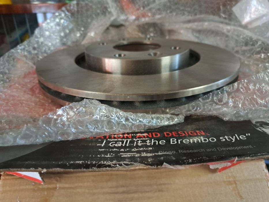 Discuri frana brembo si bmw originale e60