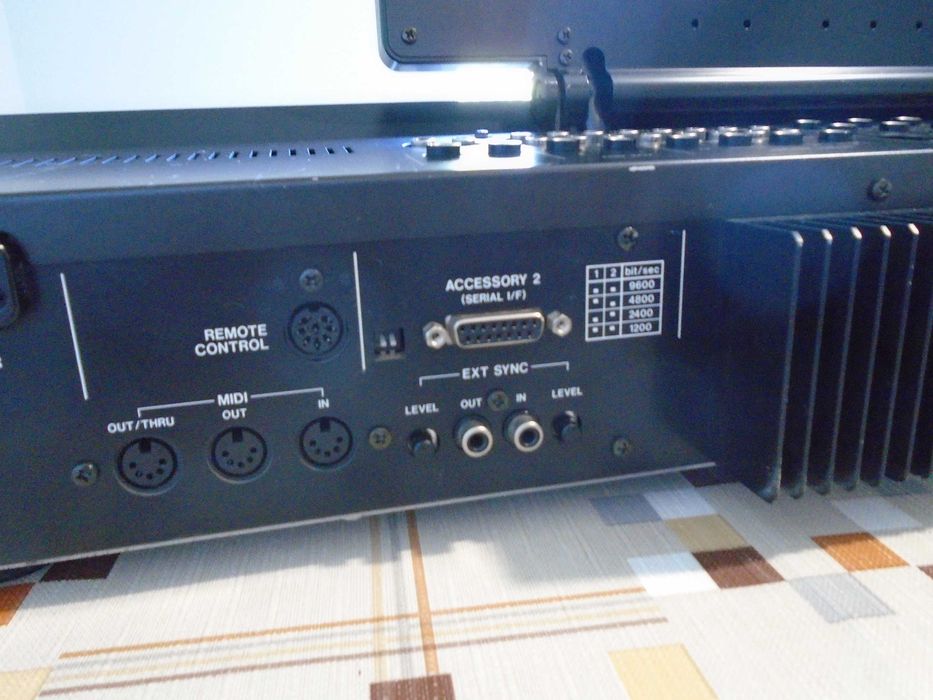Tascam 688 midistudio