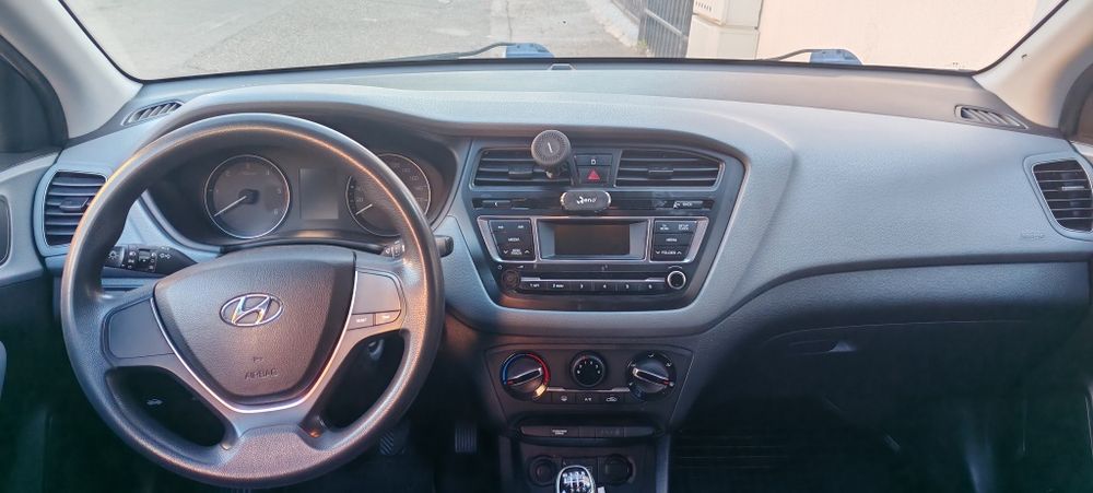Hiundai i20,an 2017