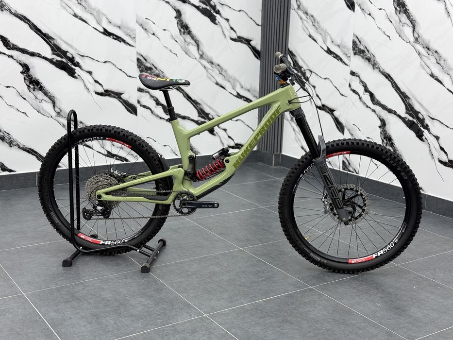 Nukeproof Giga C 290 Carbon L размер 27.5 цола 1х12 Shimano Deore