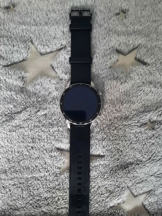 продам смарт часы Huawei Gt2
