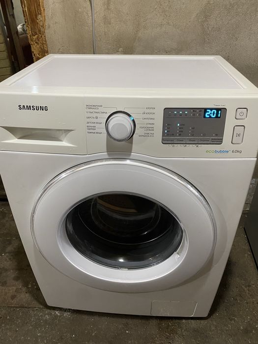 Стиральная машина SAMSUNG