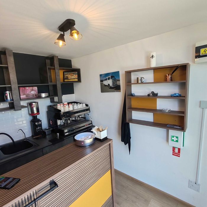 Container garsoniera /cafenea mobila