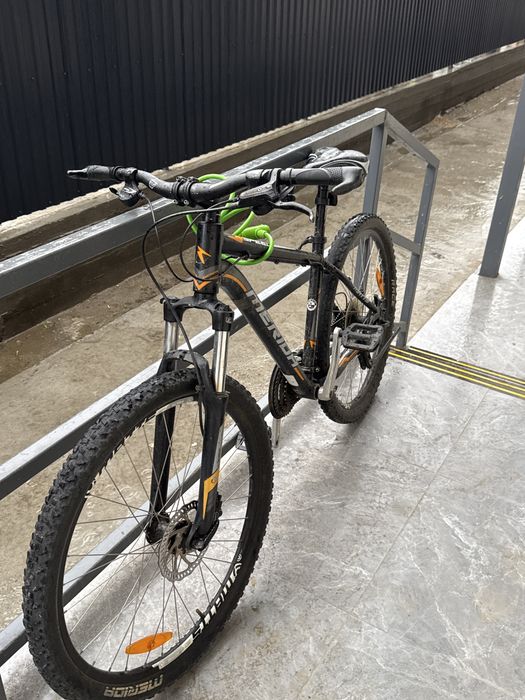 Продам горный Велосипед Merida