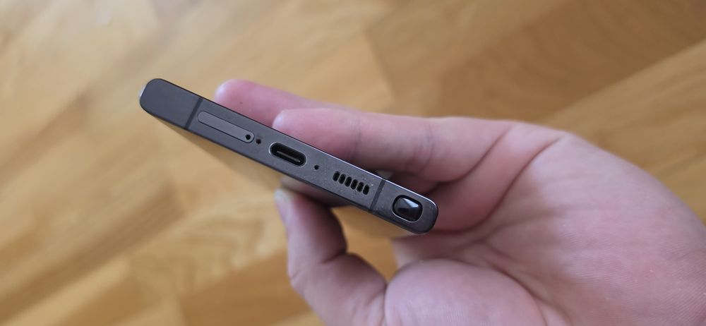 Vând Samsung  S23 Ultra 512 GB , Husa UAG