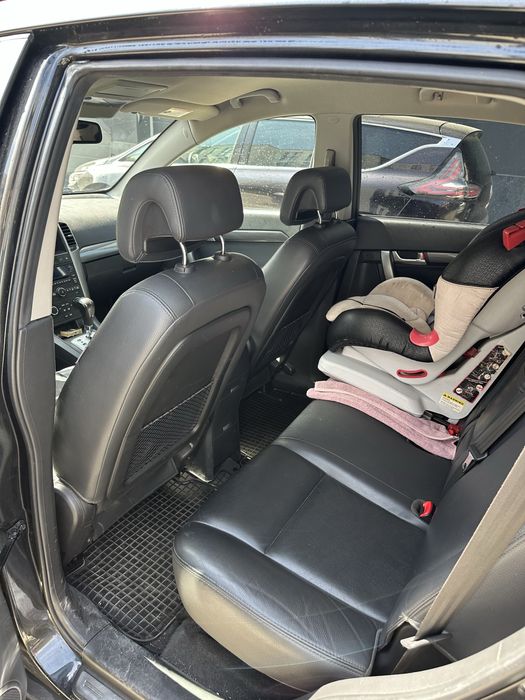 Chevrolet Captiva 3.2 7-местен