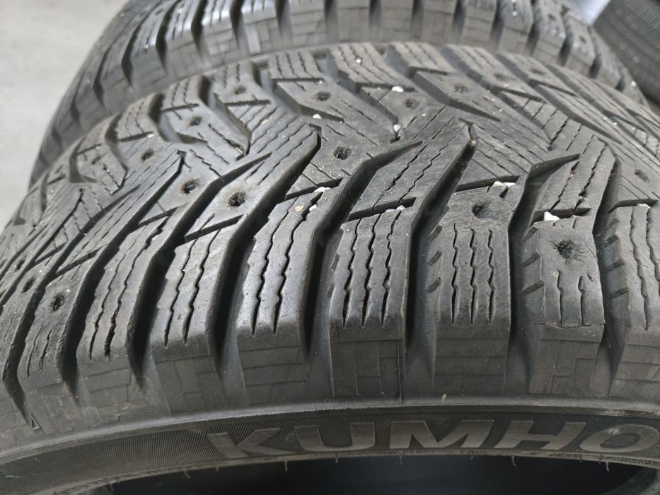 Anvelope iarna 195 55 16 Kumho profil 8mm