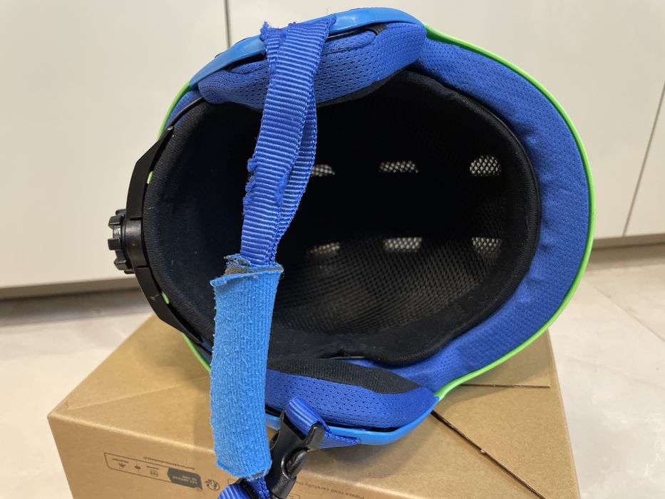 Детска каска за ски