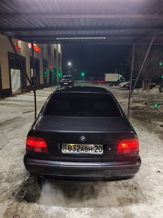 Продам БМВ Е39..