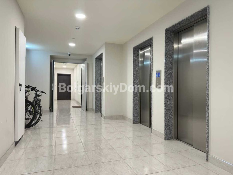 Продава се Двустаен апартамент в Бургас, Славейков - 76 кв.м за 1094 €/кв.м - Снимка #9