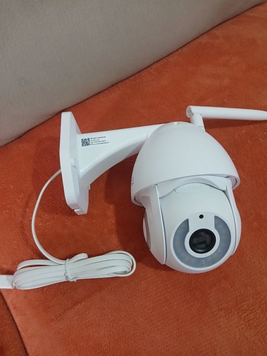 Camera Tellur interior / exterior