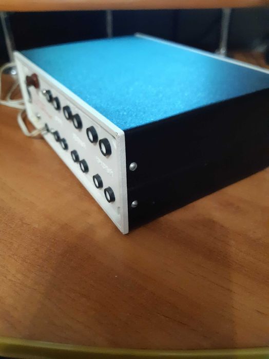 Цветомузыкальное устройство"веселка"