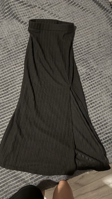 Отдам женсую одежда недорого