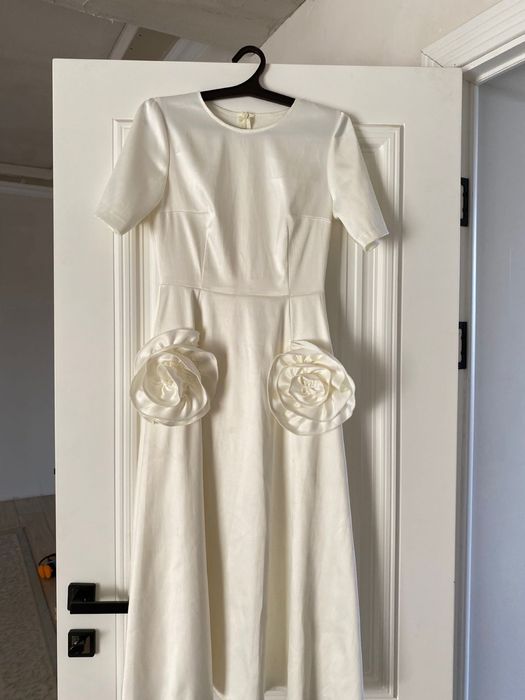 Повседненые и вечерные платья