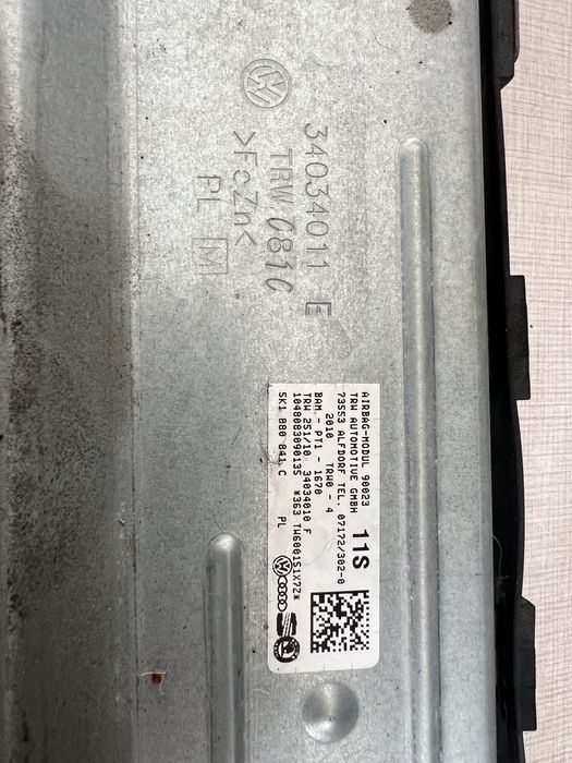 Air bag за краката VW Golf 6