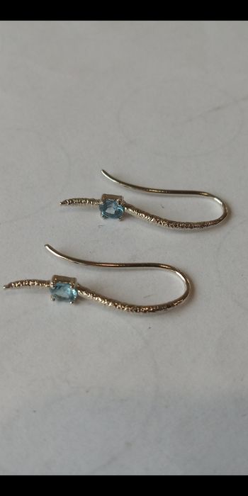 Златни обеци с естествени топази