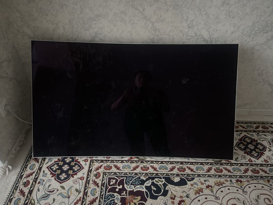 Телевизор LG смарт тв
