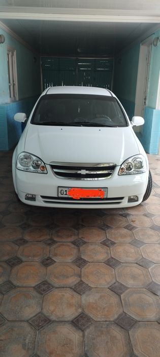 Lacetti sotiladi yoki arenda vikupga beriladi.