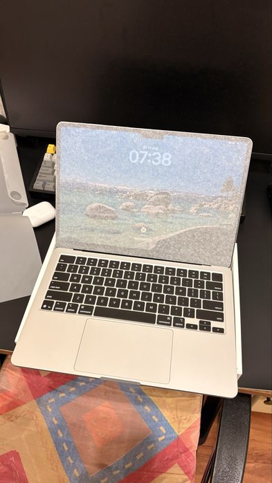 Ноутбук макбук эир macbook air м4 16/512