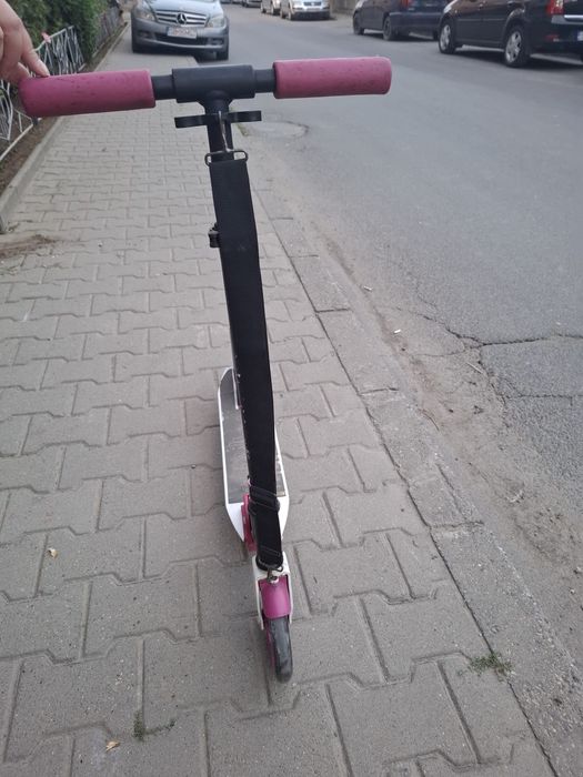 Trotinetă pentru copii