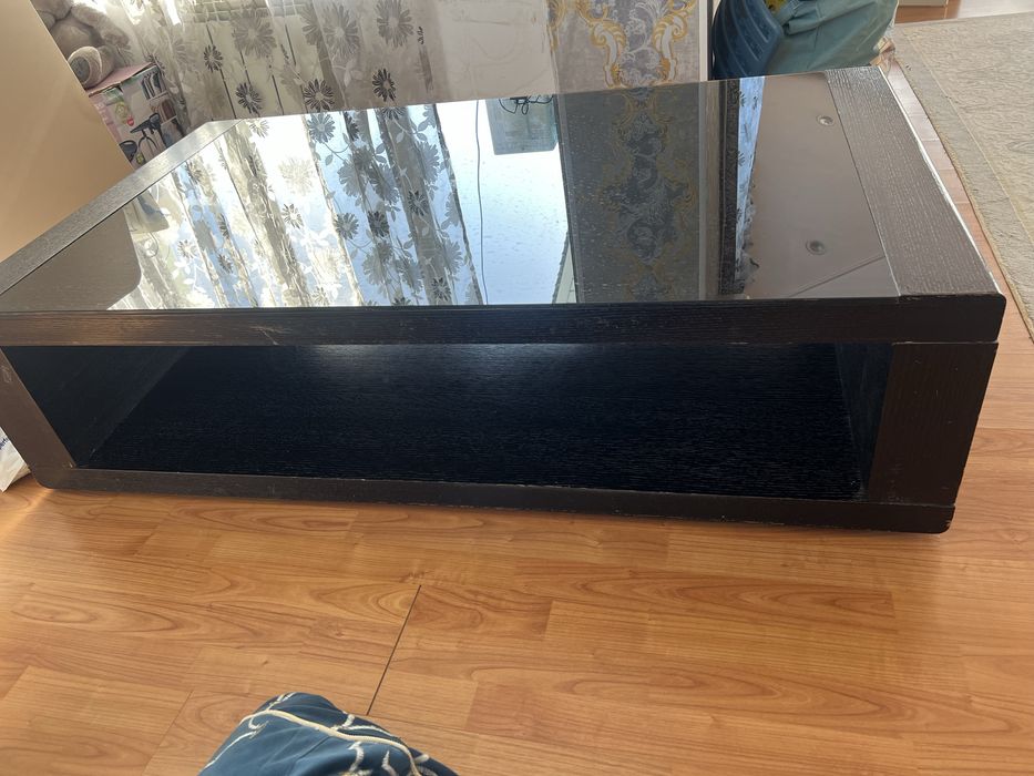 Продается журнальный столик